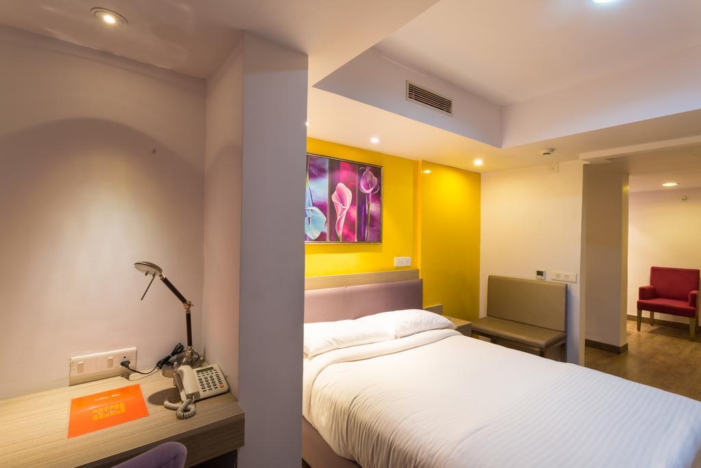 Hotel Vishakhapatnam, Dwarka Nagar Visakhapatnam Esterno foto