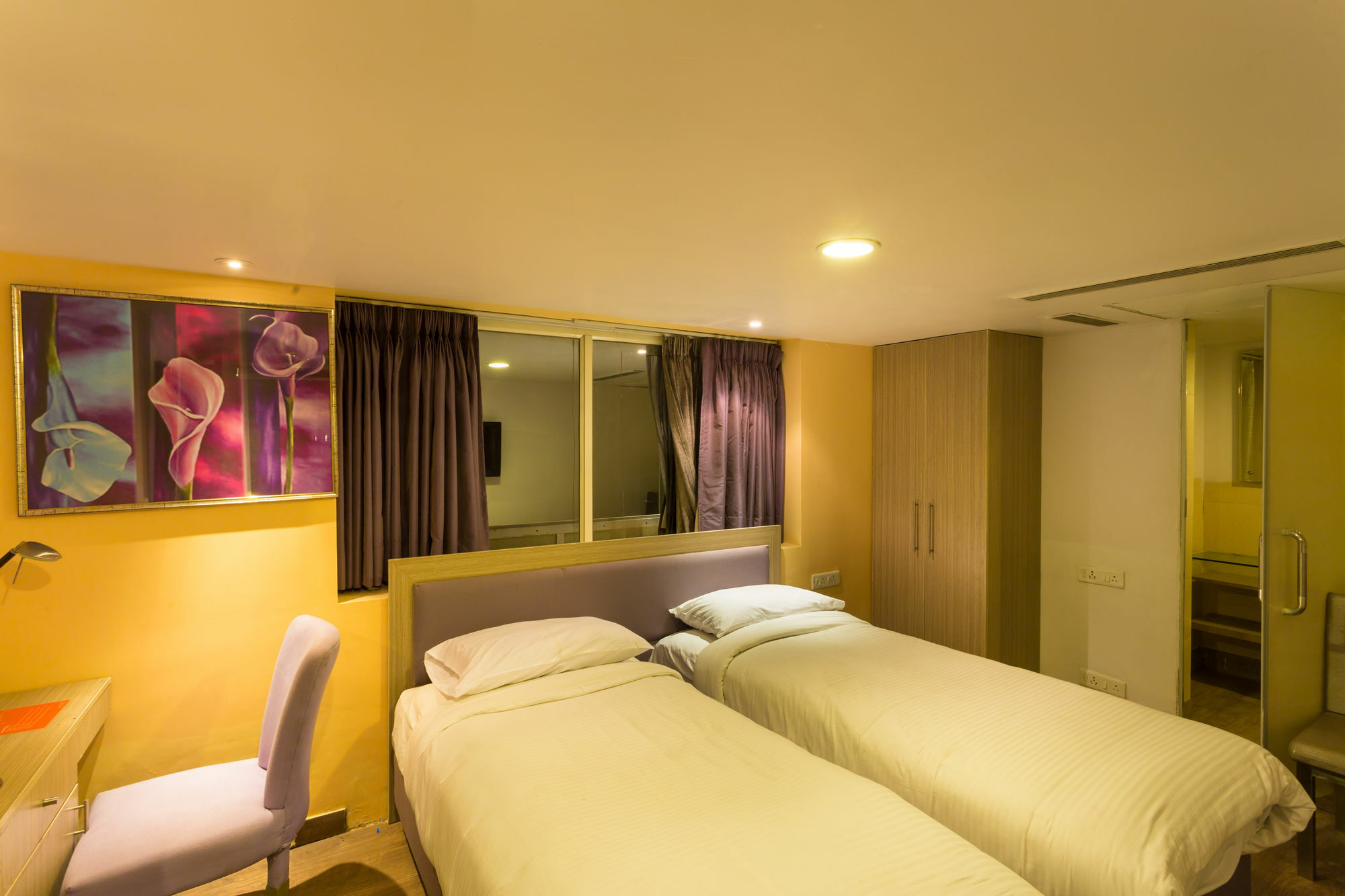 Hotel Vishakhapatnam, Dwarka Nagar Visakhapatnam Esterno foto