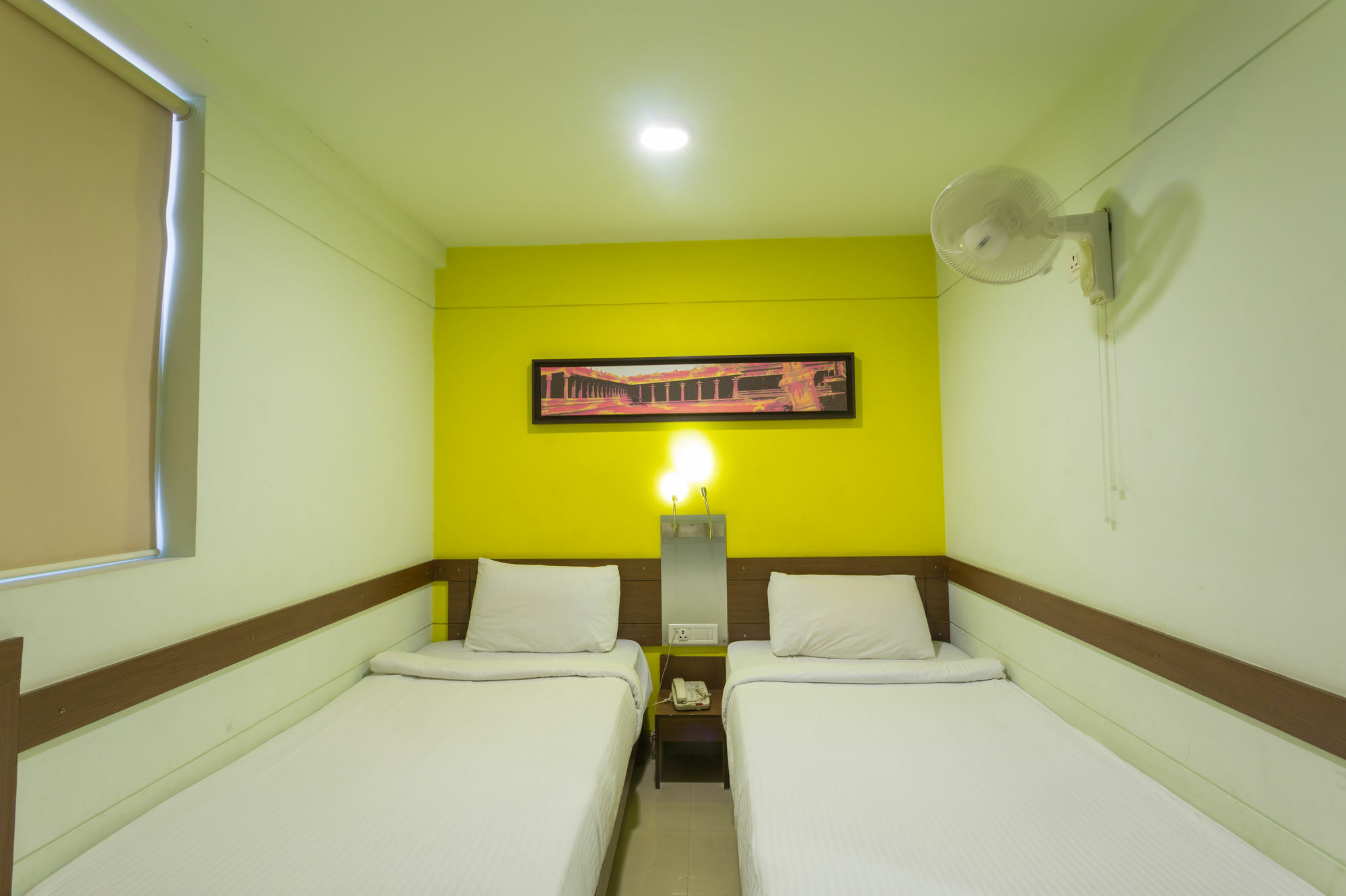 Hotel Vishakhapatnam, Dwarka Nagar Visakhapatnam Esterno foto