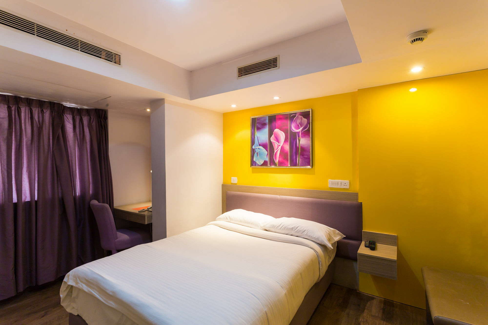 Hotel Vishakhapatnam, Dwarka Nagar Visakhapatnam Esterno foto